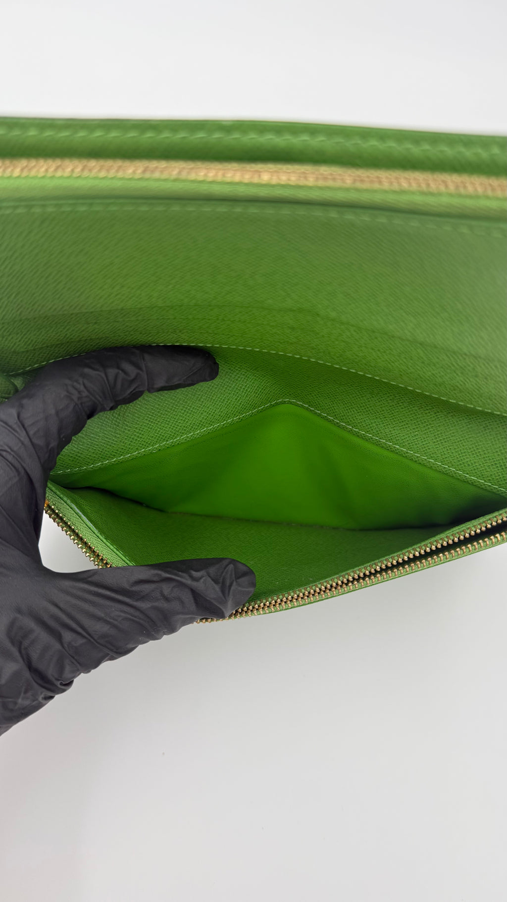 Louis Vuitton Insolite Wallet interior lining and zip compartment