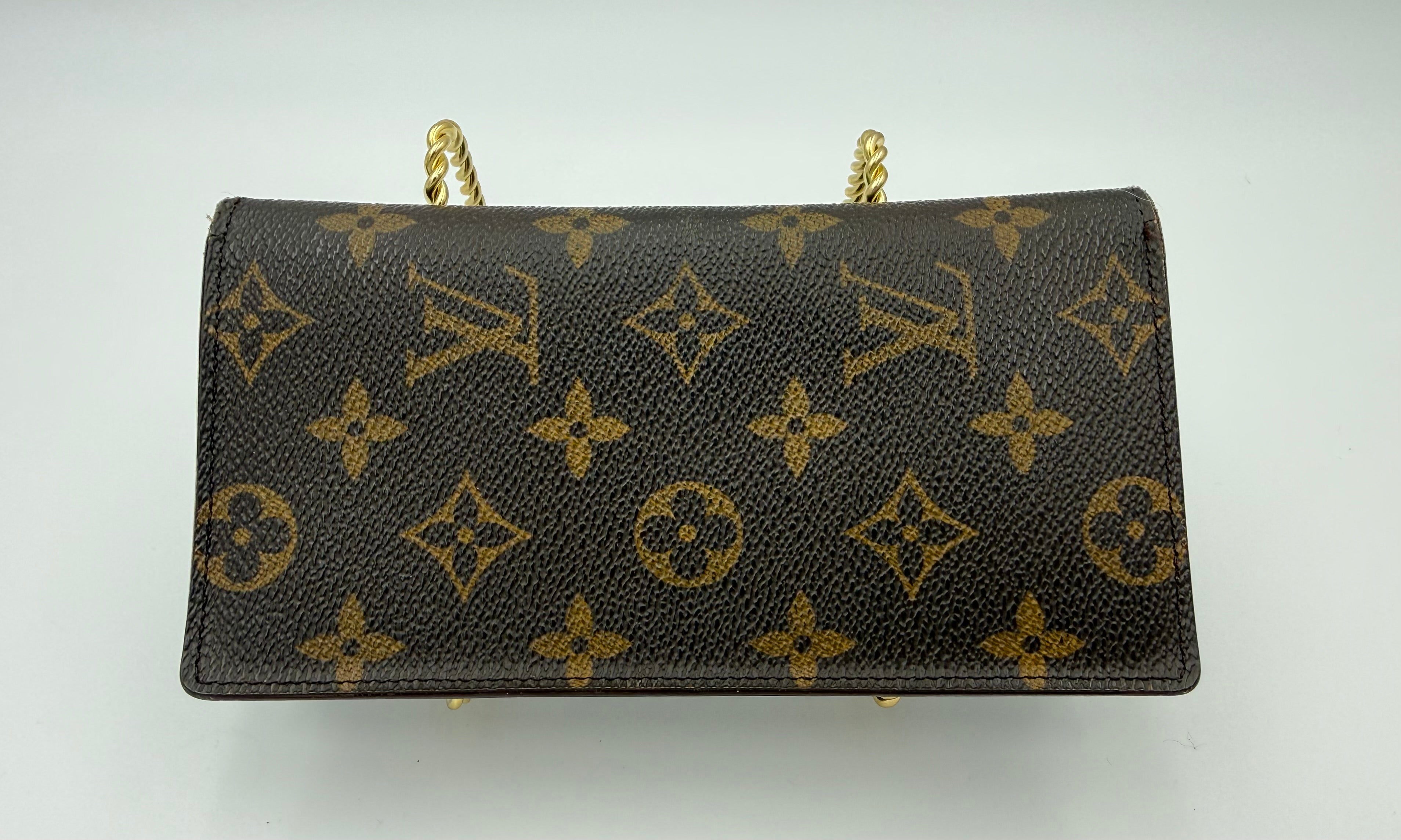 Louis Vuitton Port Valeurs Organizer (Bifold) – Monogram (Good Pre-Owned)