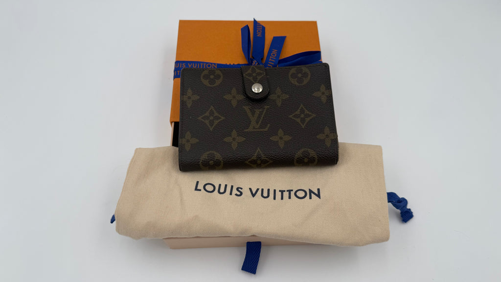 Louis Vuitton Porte-Monnaie Viennois Wallet – Monogram (Good Pre-Owned)