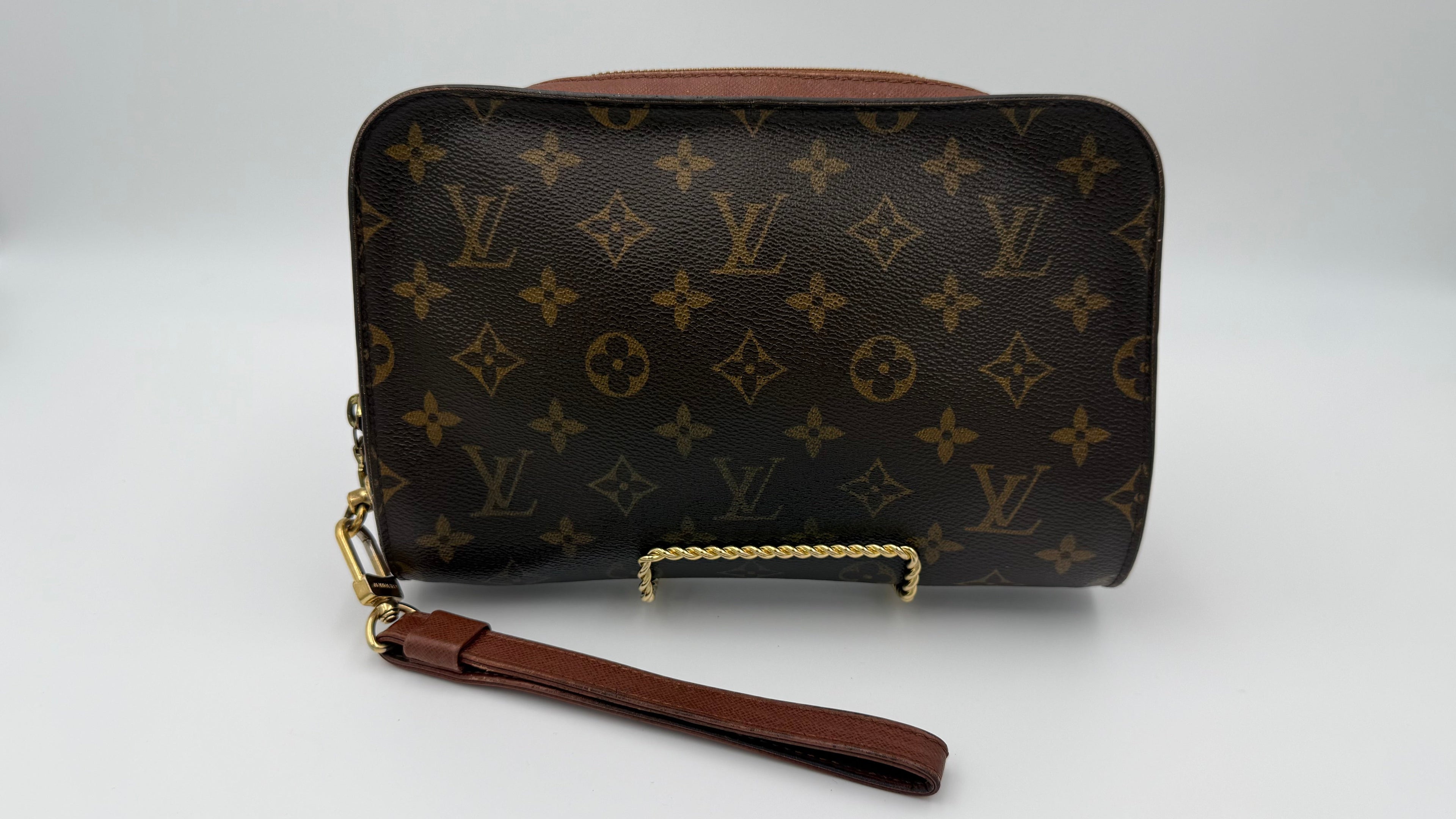 Louis Vuitton Orsay Clutch – Monogram Wristlet Pochette (Good Pre-Owned)