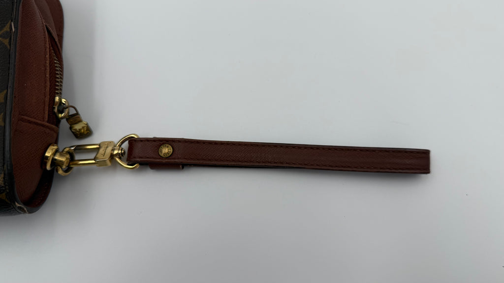 Louis Vuitton Orsay Clutch – Monogram Wristlet Pochette (Good Pre-Owned)