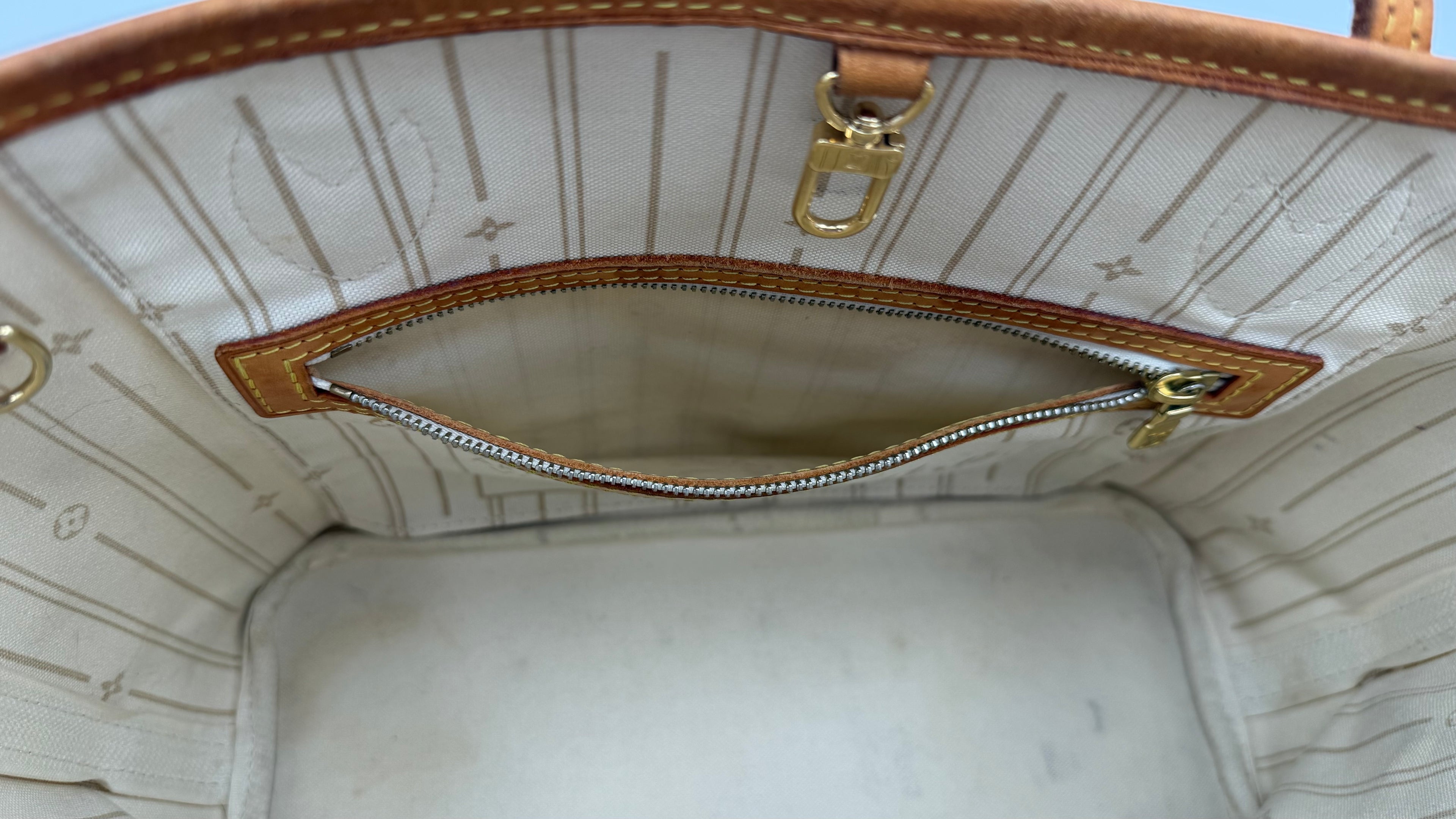 Louis Vuitton Neverfull PM + Matching Wallet | Damier Azur Set (Good Pre-Owned)