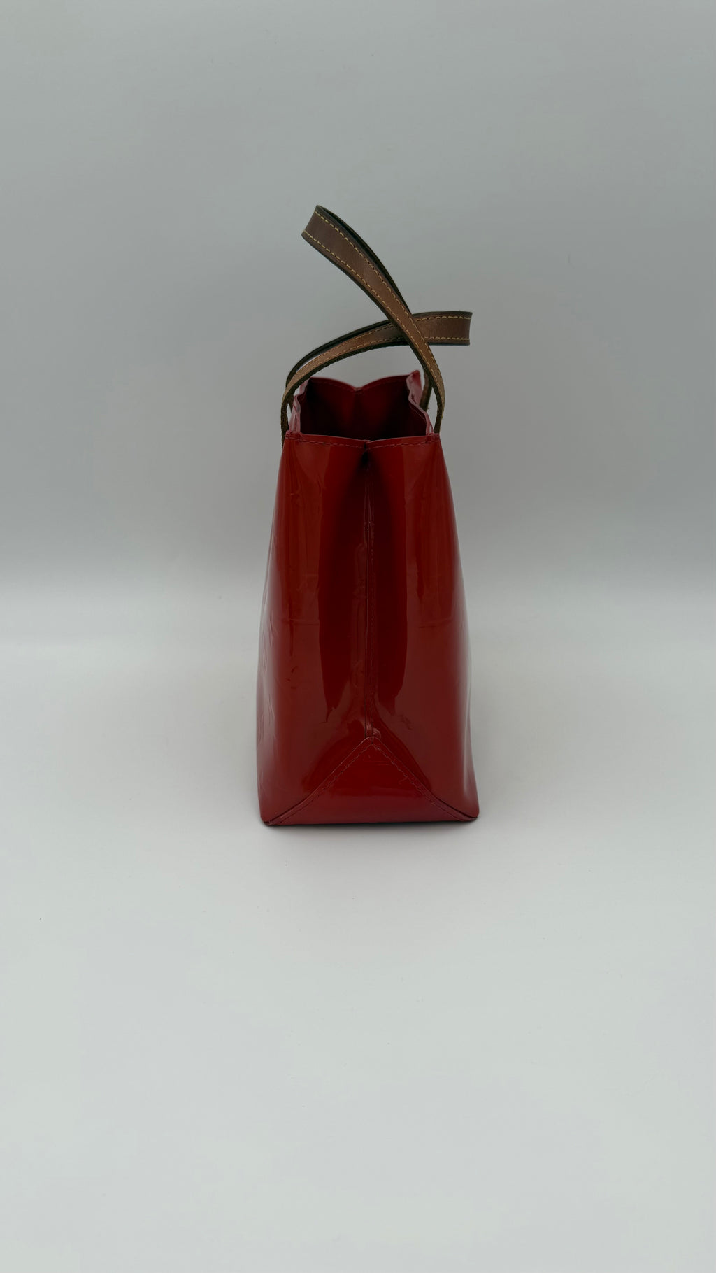 Louis Vuitton Vernis Reade PM Tote – Red (Good Pre-Owned)