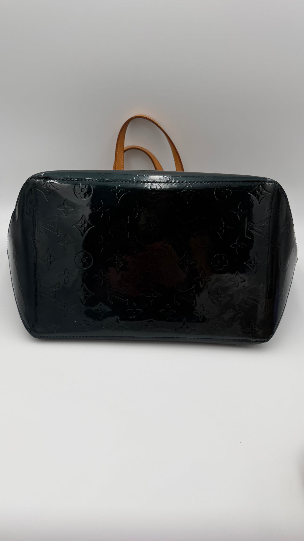 Louis Vuitton Vernis Bellevue Tote – Dark Green (Good Pre-Owned)